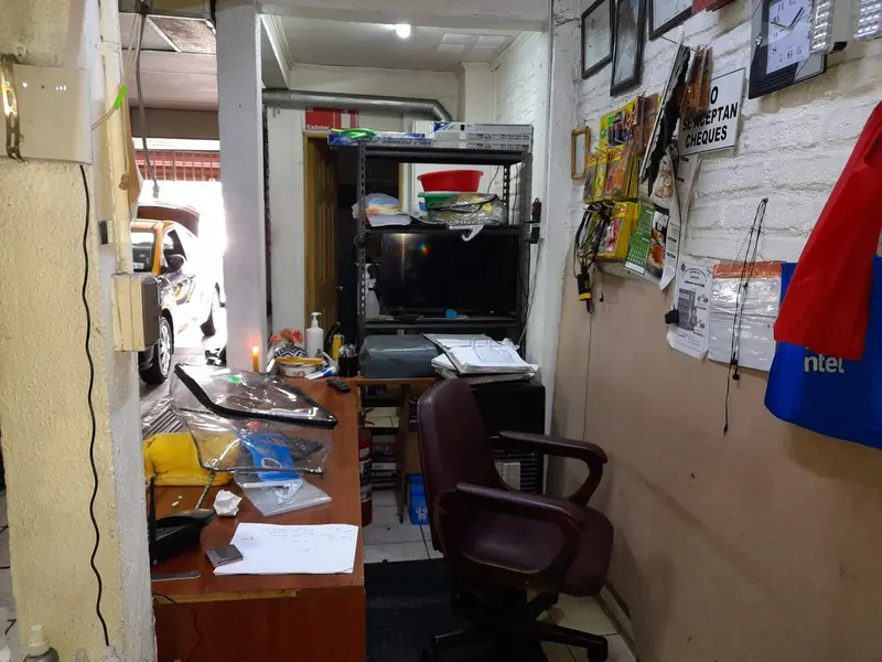 Casa y Local Comercial, Frente Club Hipico, foto 6 de 18